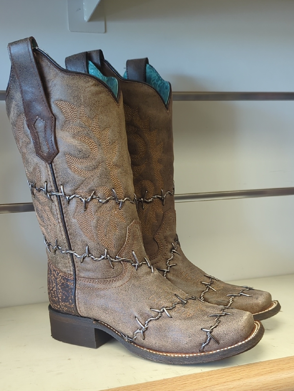 New Women's Corral A3815